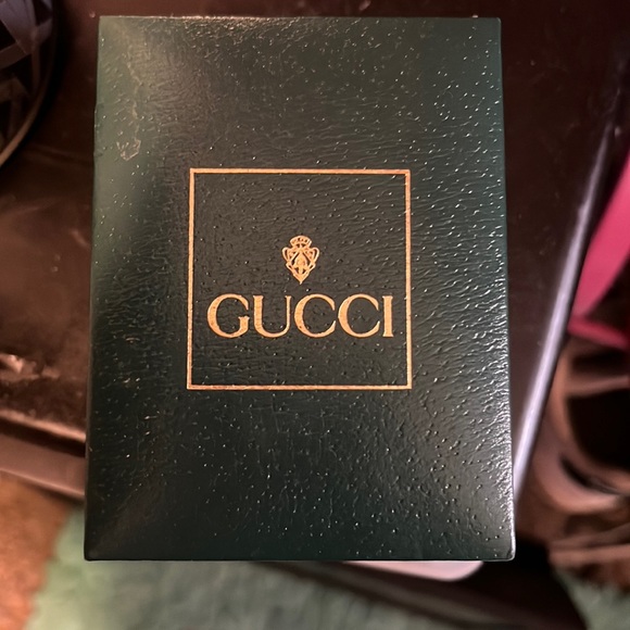Genuine GUCCI womens watch. - Picture 1 of 3